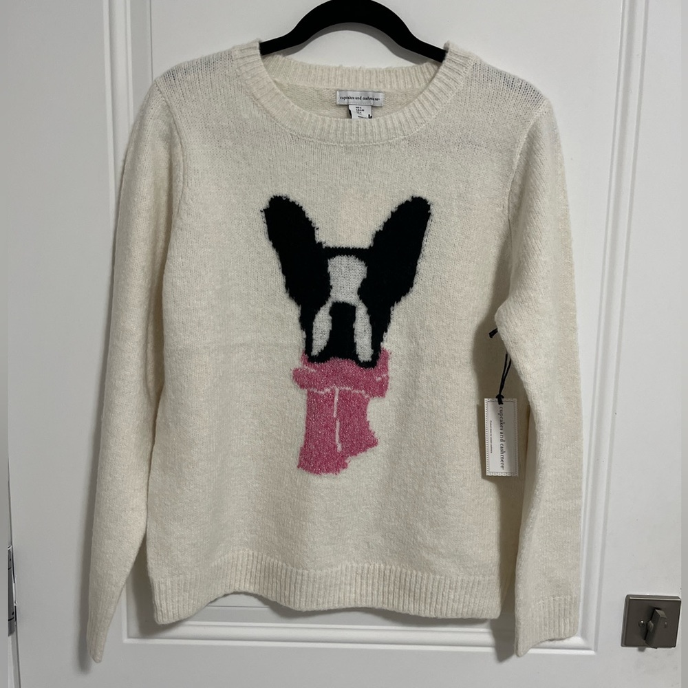 NWT - cupcakes and cashmere Women’s Graphic Super Soft Sweater - Size L